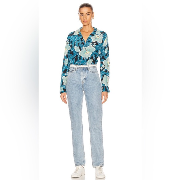 Equipment Hawaiian shirts 100% Silk Amaia silk long sleeve button up blouse Med - Picture 2 of 15